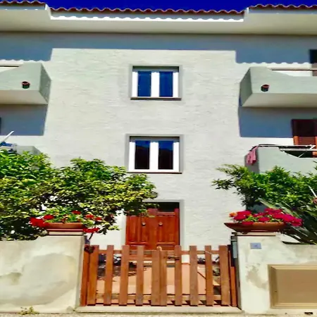 Sarena Apartment Santa Teresa Gallura Exterior photo